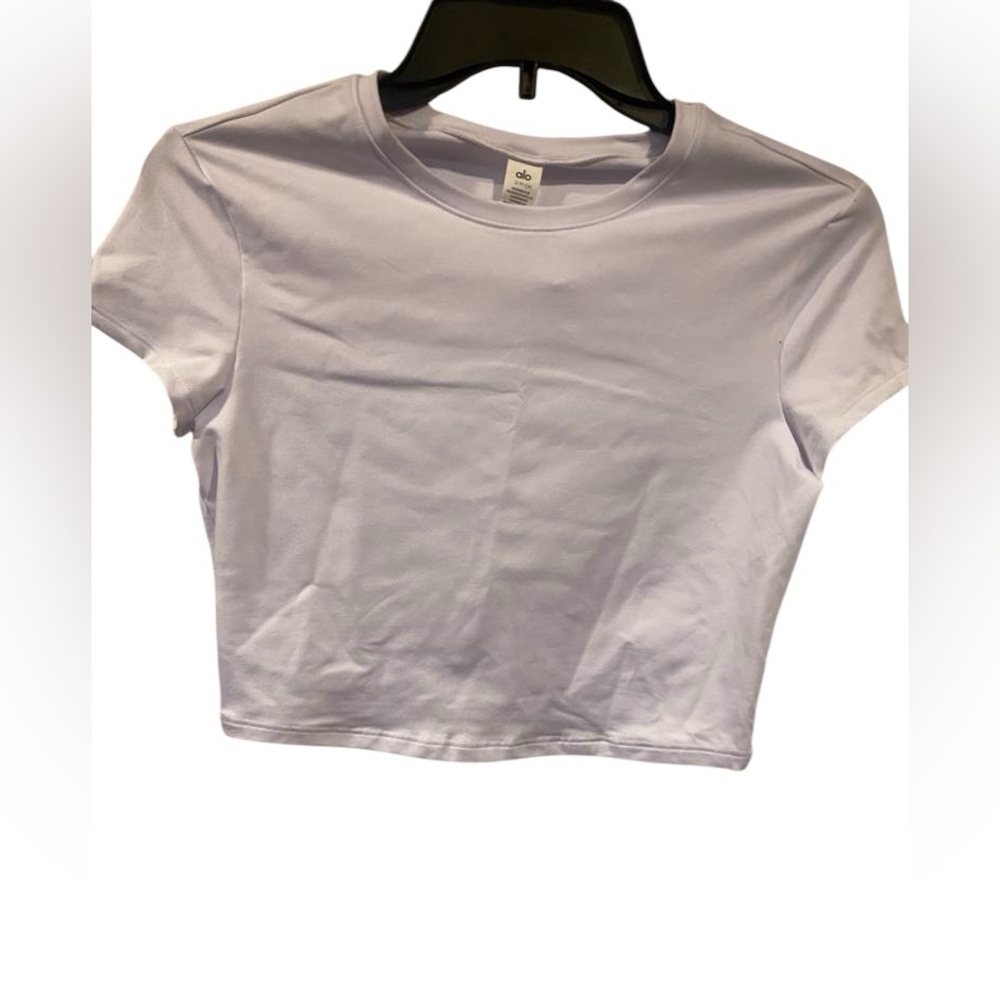 NWT Alo Yoga alosoft cropped finesse short sleeve WHITE Size S - Picture 2 of 5